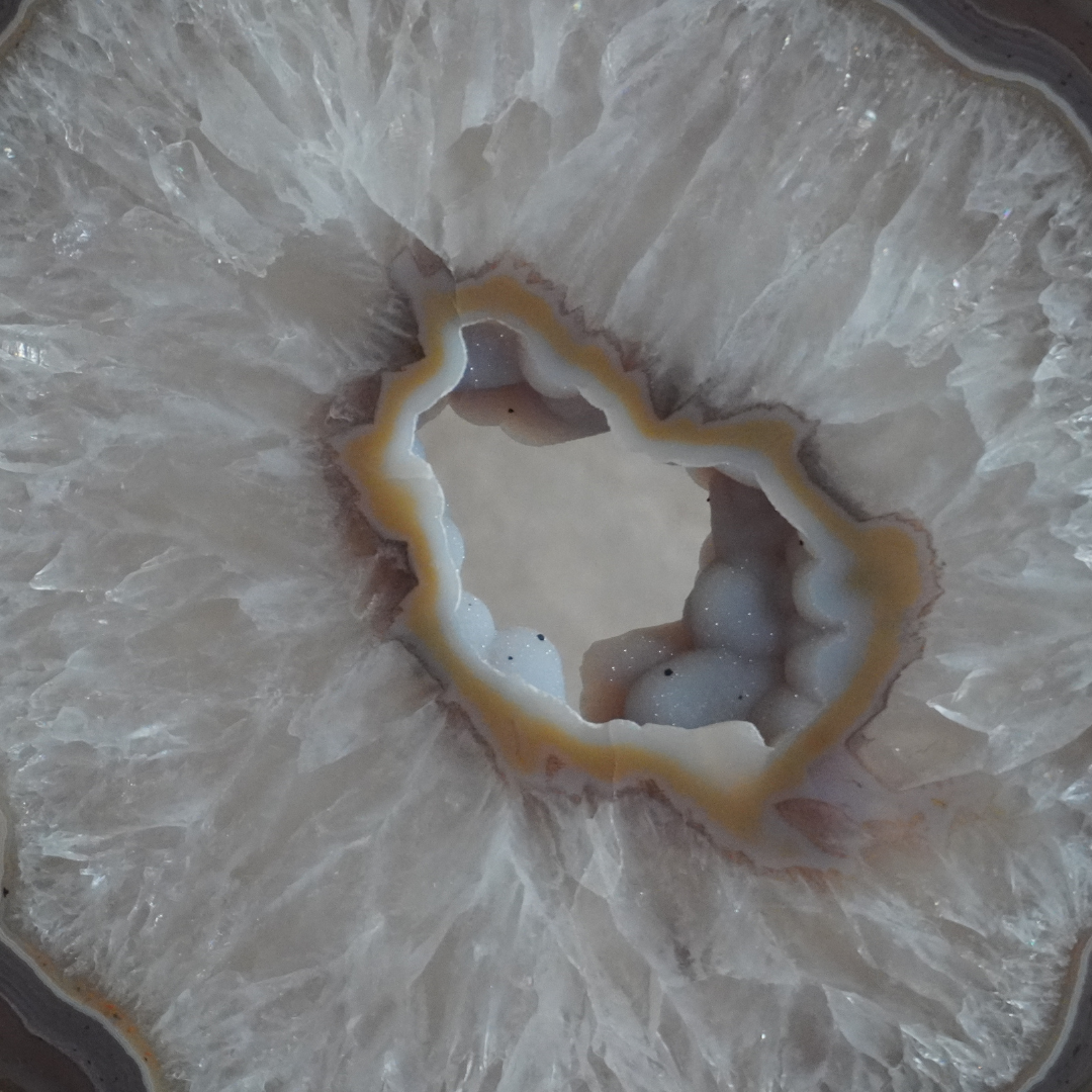 Agate Slice on stand (Large) Mauve