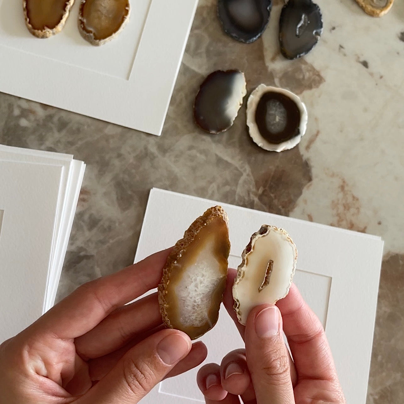 Gemstone Frame brown Almond